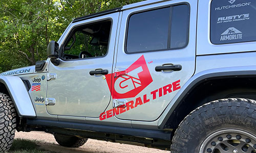 general tire logo on jeep